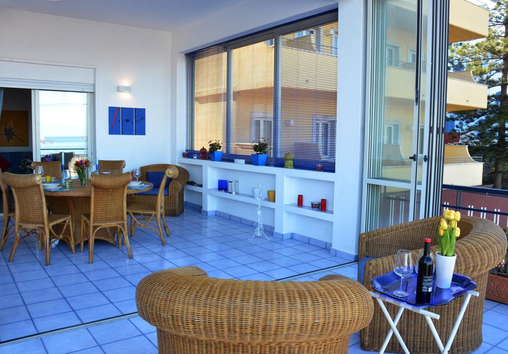 شقة Terrazza Sul Mare جيارديني ناكسوس المظهر الخارجي الصورة